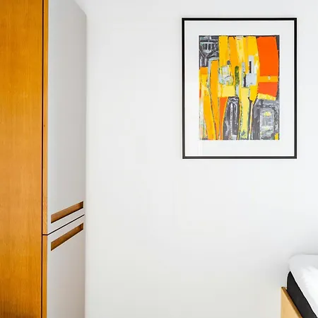 Simple Living And Outdoor Life At Helnaes 펜션