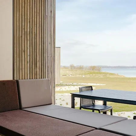 펜션 Simple Living And Outdoor Life At Helnaes *